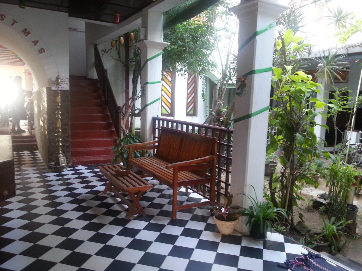 Dephani Beach Hotel Negombo Esterno foto
