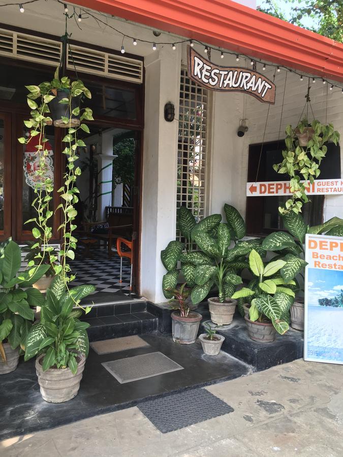 Dephani Beach Hotel Negombo Esterno foto